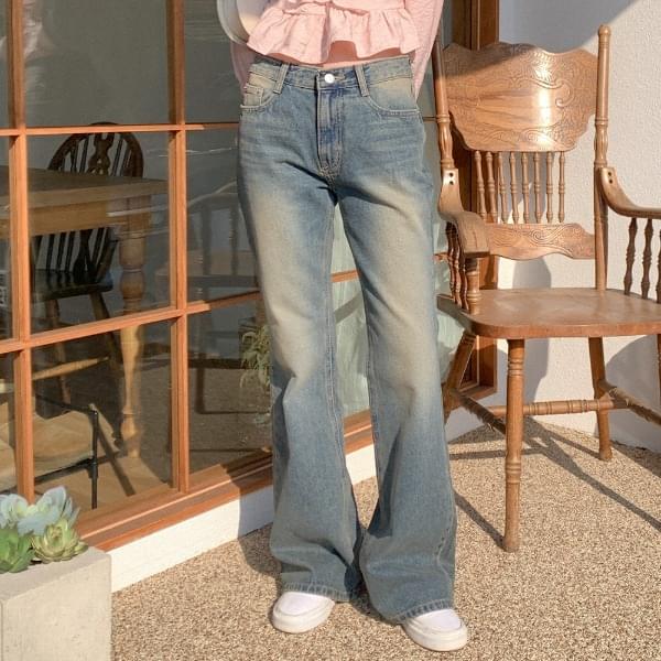 Storms Flared Denim Pants