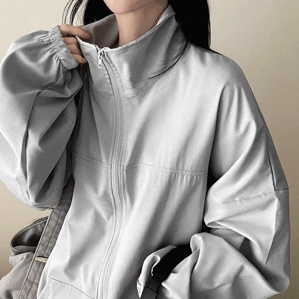 Ronnie Boxy High Neck Split Plain Windbreaker Jacket