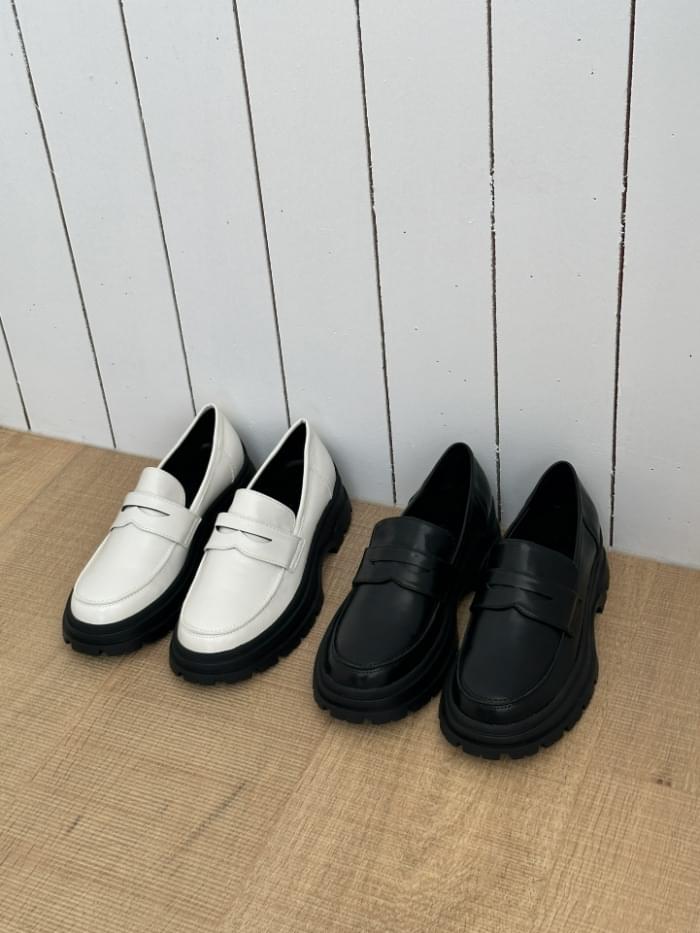 (봄신상) 페니 플랫폼 라운드 통굽 로퍼 (2color)