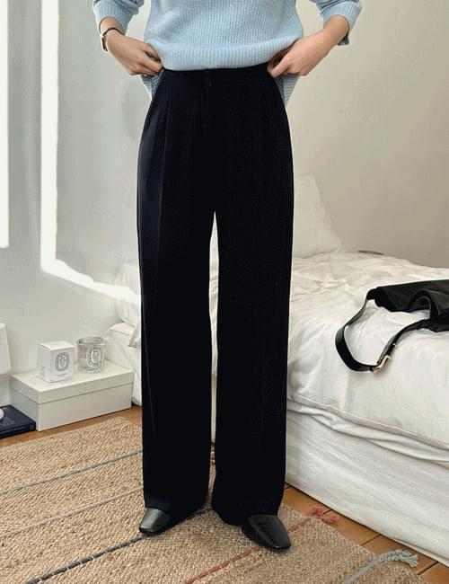 city ​​slacks