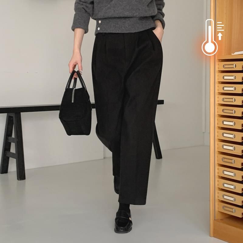 Shudel Wool Pintuck Tapered Slacks