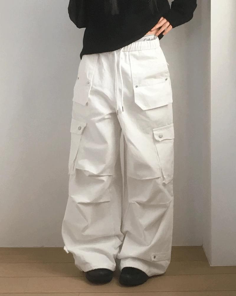 Ethyl Pocket Point Two Way Wide Cargo Pants