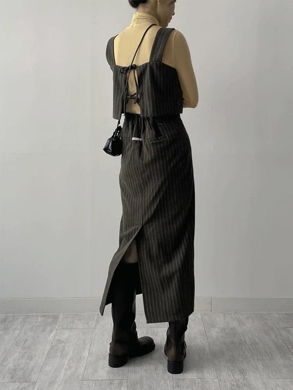 Marvel Stripe Belted H-Line Skirt