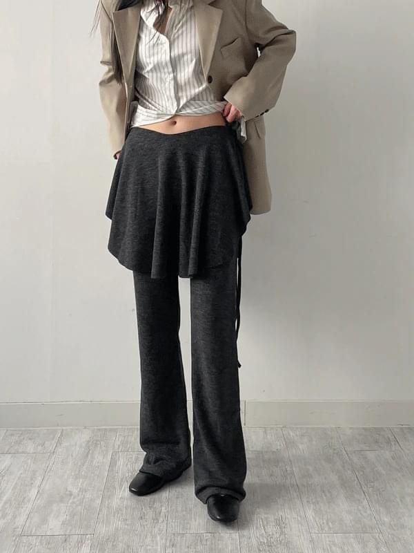 Chief Lap Ribbed Flared Pants
