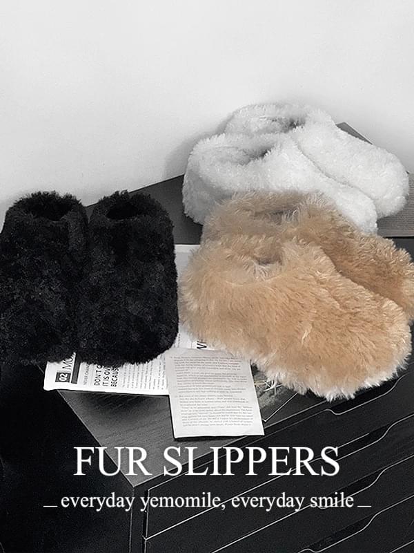 Amy thong fur slippers