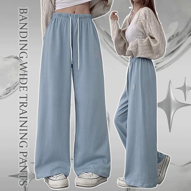 Doven Banding Embroidery Wide Training Pants