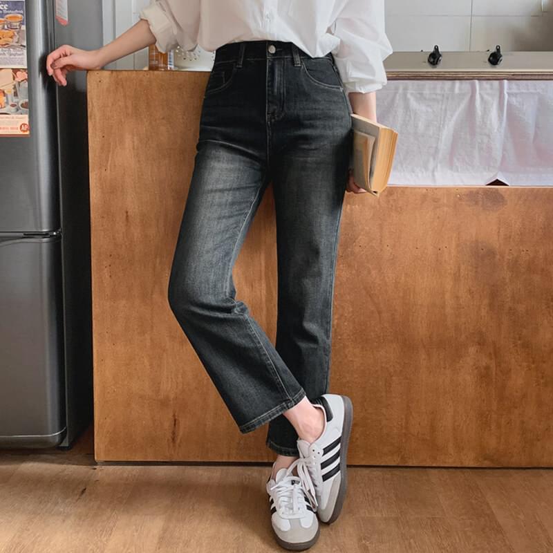 Modern Straight 9-Length Denim Pants