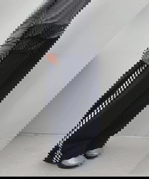 sweatpants