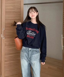 Blunt Lettering Embroidery Man to Sweatshirt