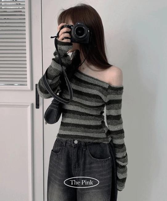Puko Slim Fit Striped Off Shoulder Knitwear 