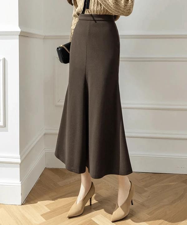 Libern Modern Flare Long Skirt