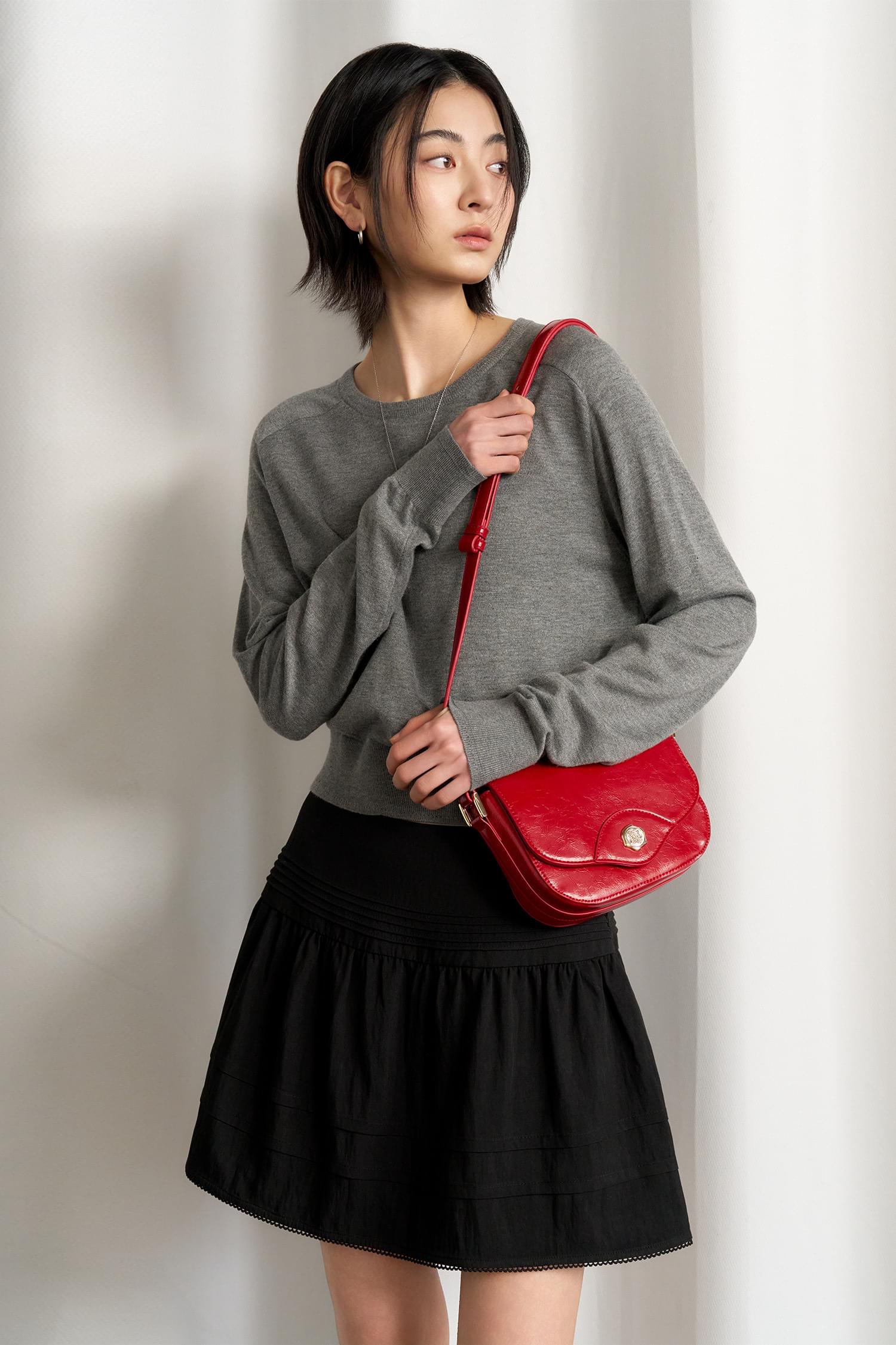 WOMAN Ceiling Button Classic Shoulder Bag