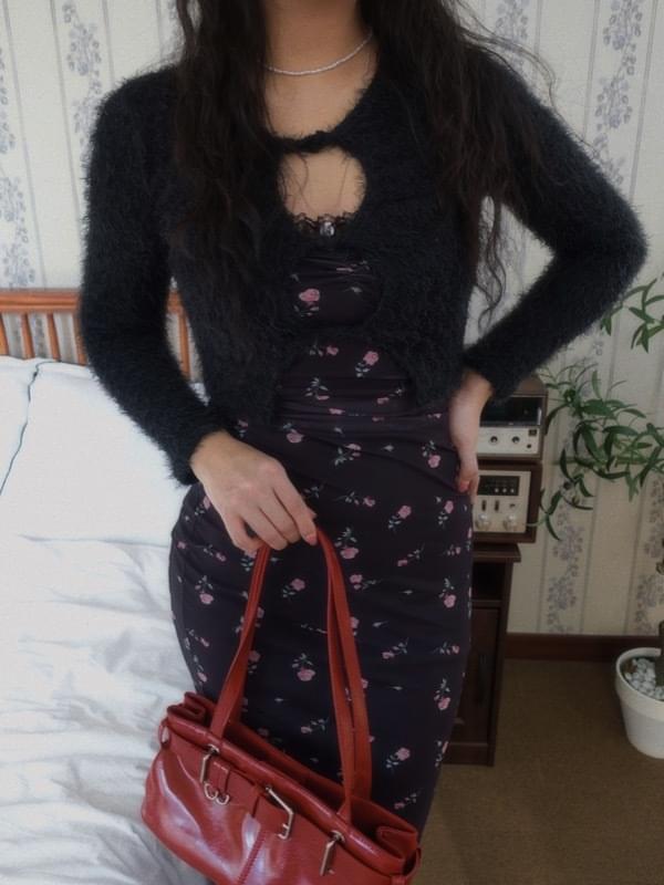 CUT OUT CROP KNIT TOP (IVORY, RED, BLACK 3COLORS)