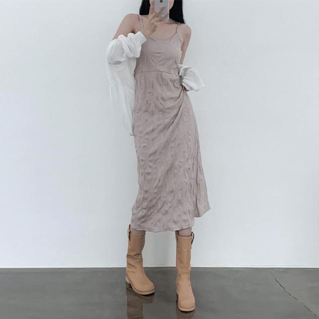 Vixy Loose-fit Pleated Sleeveless Long Dress