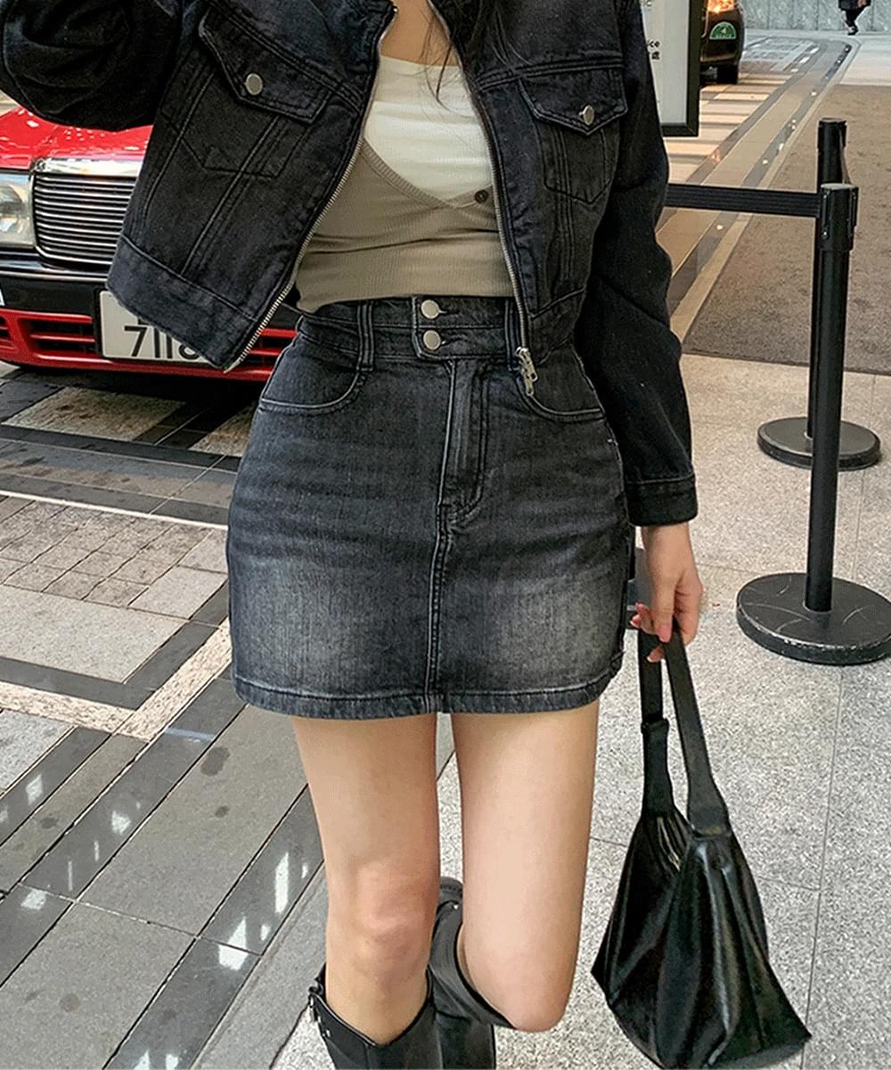 Minimal handbag tote bag shoulder bag leather bag pocket strap basic simple daily look date look casual spring dress up