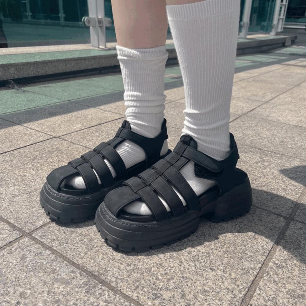 Super comfortable, soft, high heel, strap, lightweight, soft, lightweight heel, daily vacation look, beach look, summer sandals, slippers, short women, high heel sandals, drenched show, vacation black.