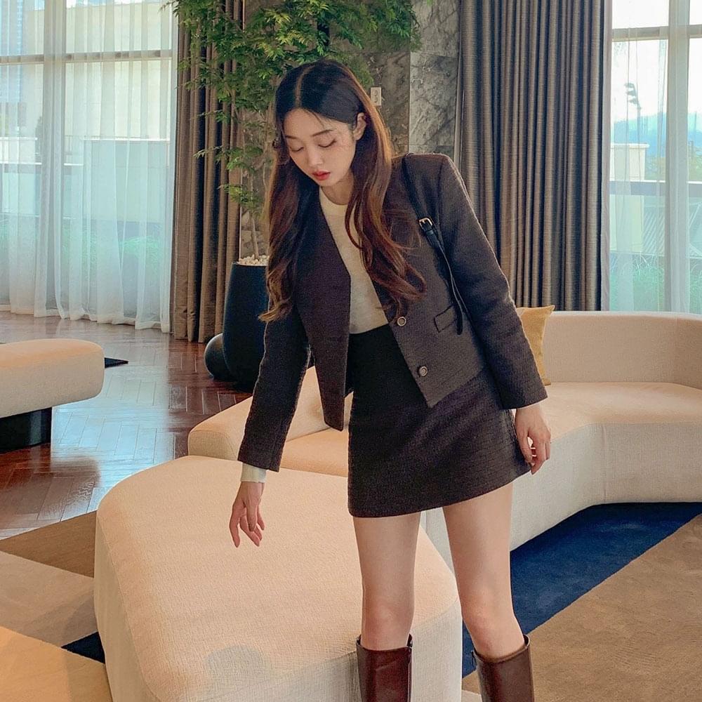 Nokara V-Neck semi-crop tweed jacket + A-line tweed mini skirt two-piece set-up guest look daily look date look 3COL opening goddess