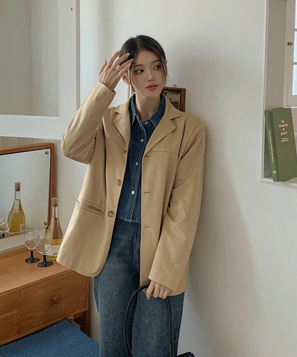 Overfit suede collar jacket shoulder pad pocket Loose-fit leather jacket three button long sleeve spring season outerwear Loose-fit vintage