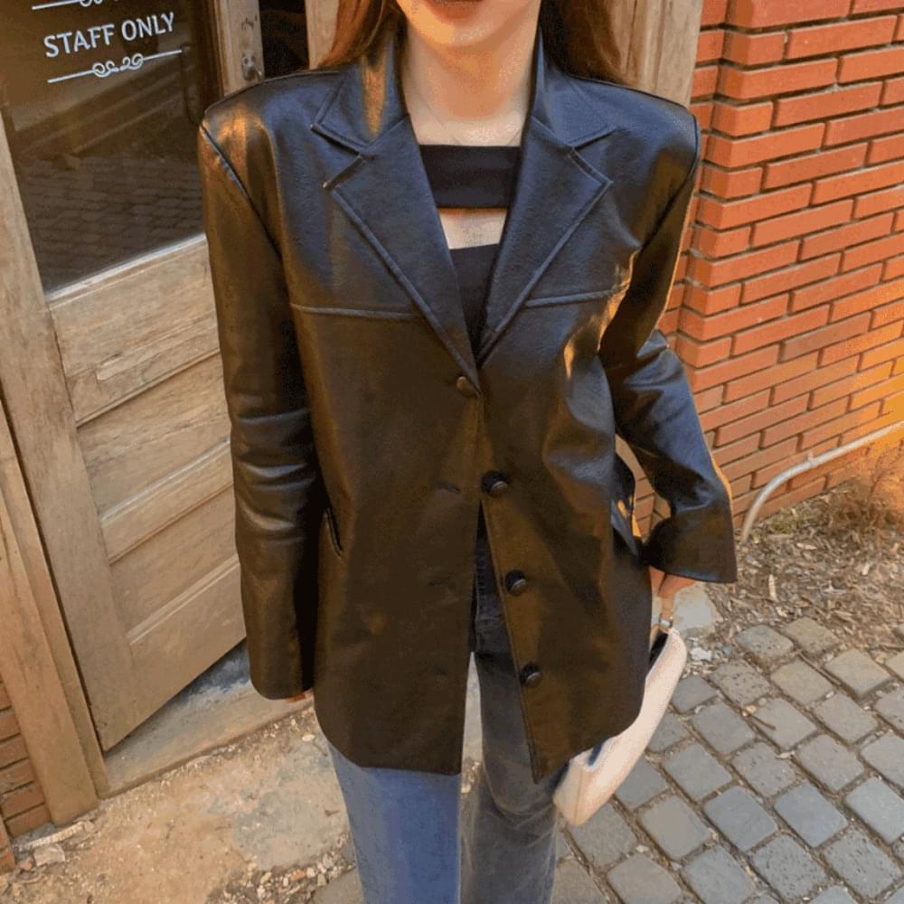 Overfit vegan leather jacket Silvery glossy lambskin High quality mannish Loose-fit collar leather jacket blazer Spring mid-season date look Goddess of the opening of the school year