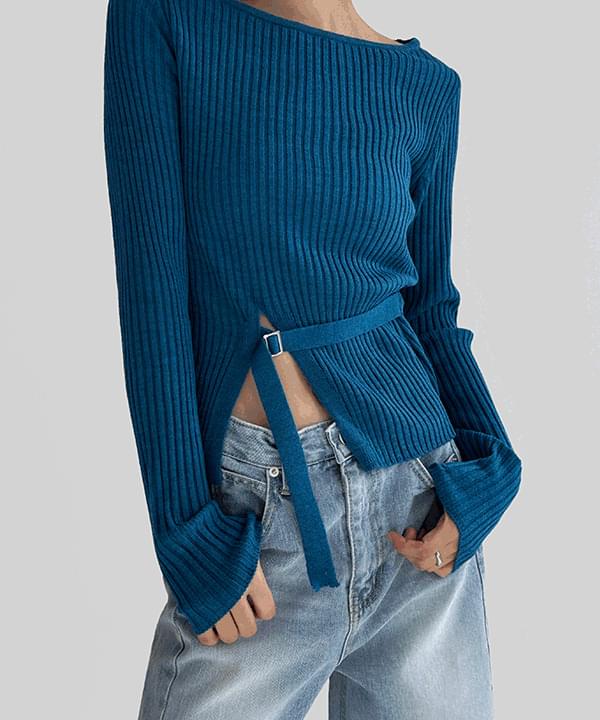 Devers Buckle Strap Ribbed Knitwear 