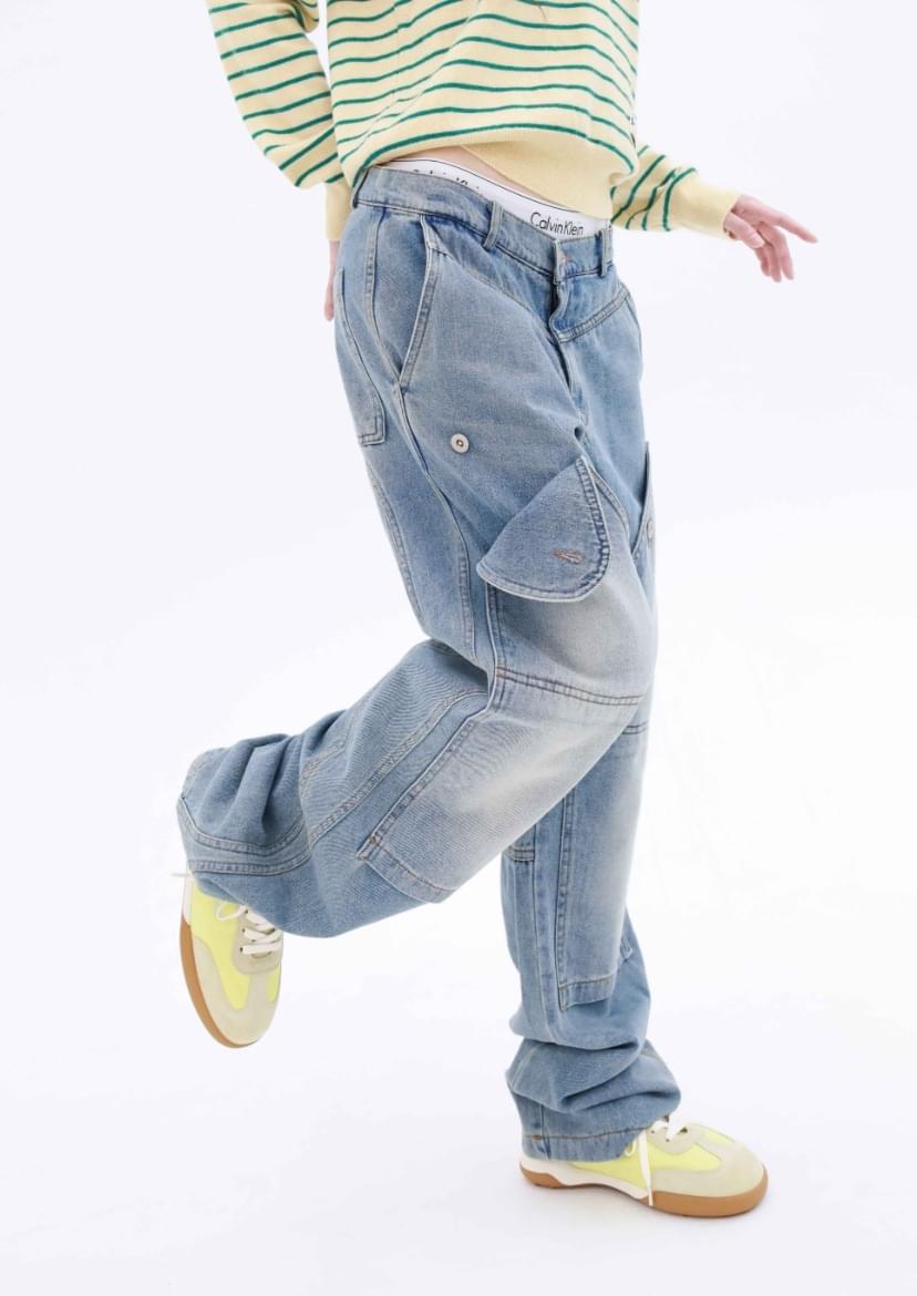 Double knee pocket denim pants