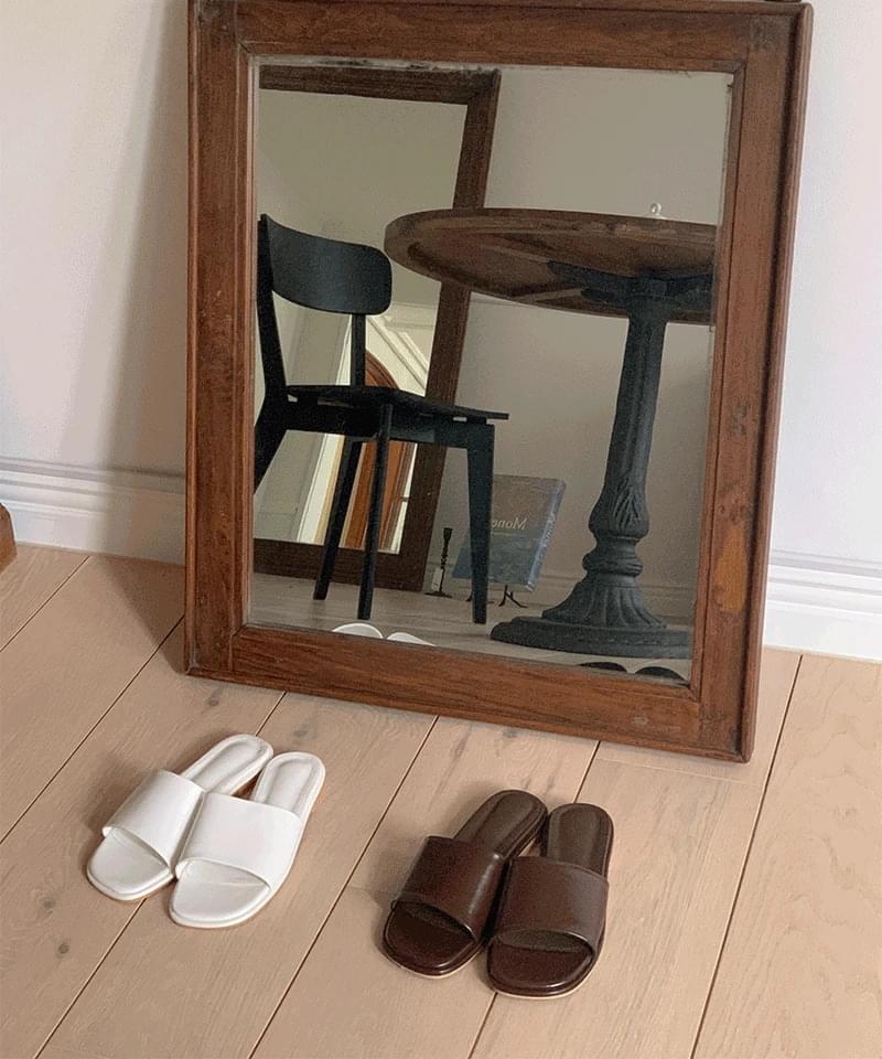 Onew Modern Slippers
