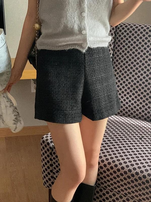 Elmont Summer Wool Tweed Shorts