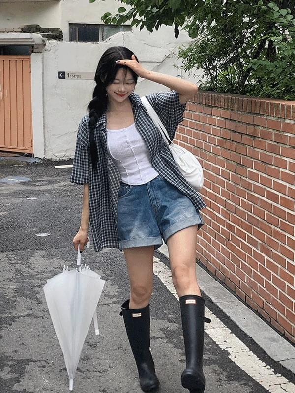 輕鬆捲邊丹寧短褲