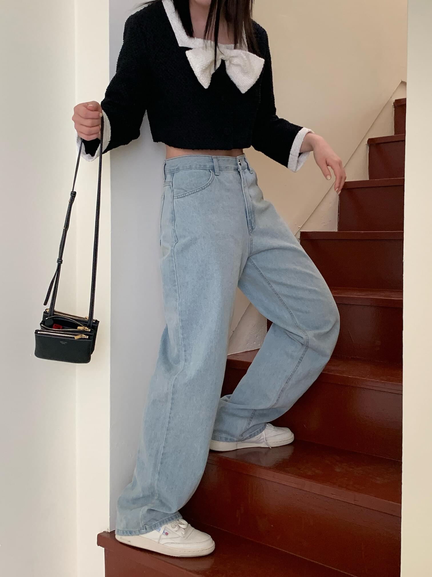 smooth loose denim
