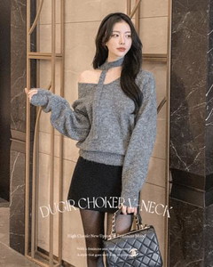 Dugir Muffler Scarf V- V-Neck Loose-fit Long Sleeve Wool Semi-Crop Knitwear Two-Piece Set