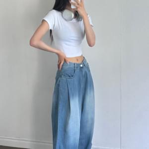 デニムパンツ