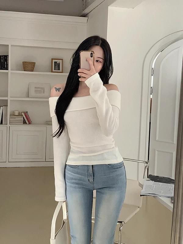 Your Sailor Off-Shoulder Knitwear