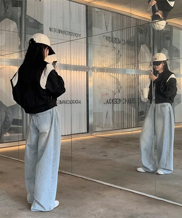 Late color combination short varsity Jacket -4color