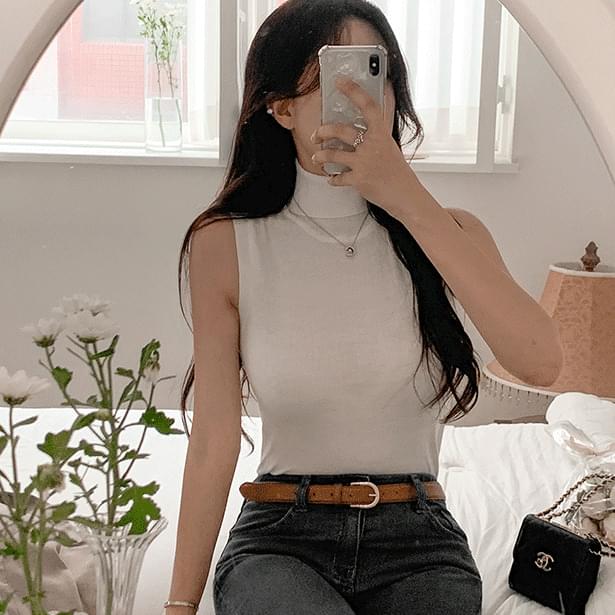 Liu Turtleneck Sleeveless knit