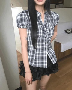 Divan V-Neck Check Frill Blouse