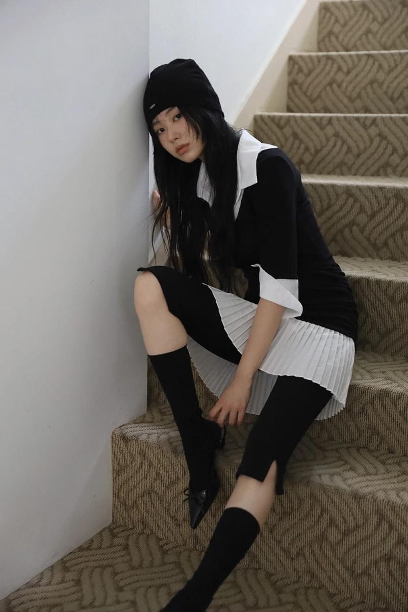 Timmy Pleated Collar Dress