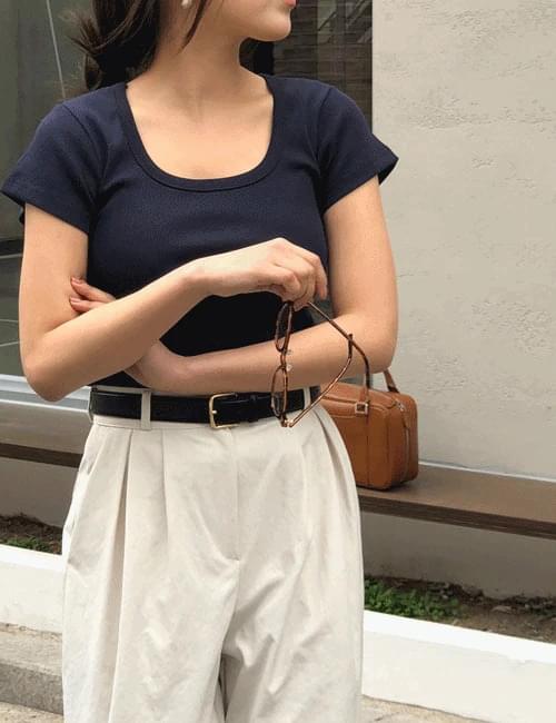 Chewy Ribbed Square Neck T-shirt 短袖上衣