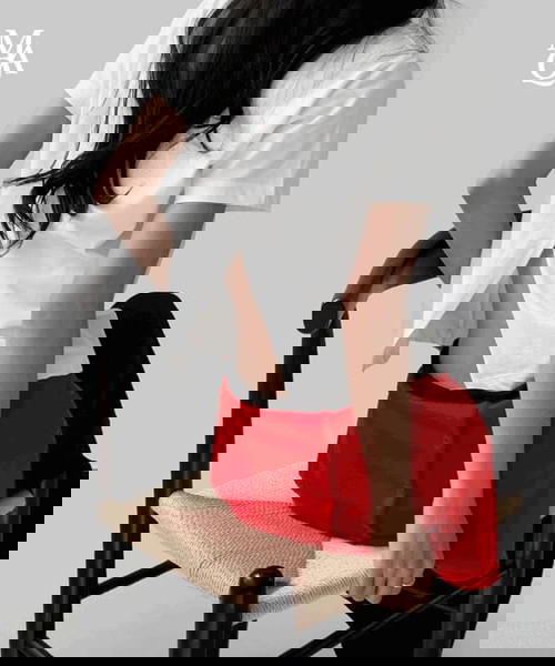 短袖上衣