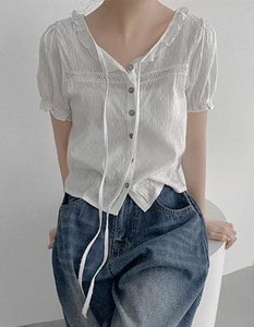 Front and back string crop punching short sleeve blouse