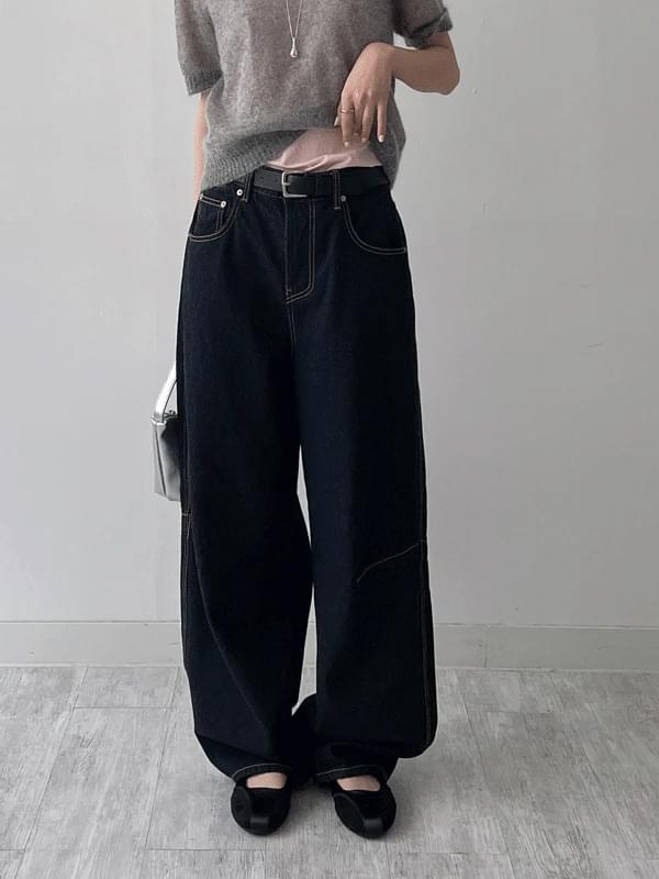 250 pin tuck wide denim pants