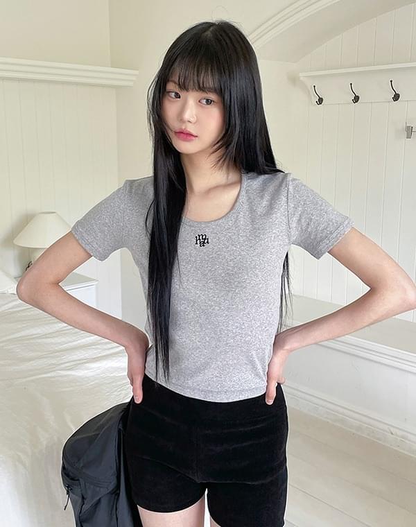 스티치 유넥 코튼스판 반팔티