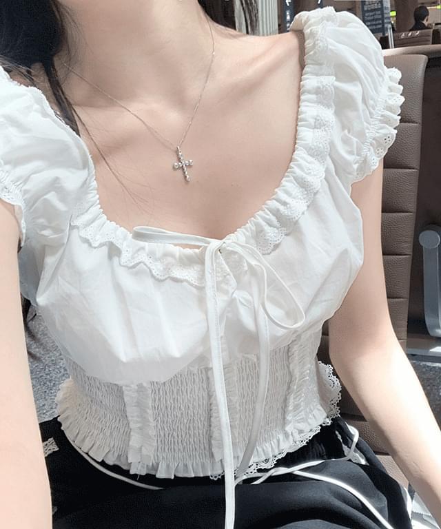 Warnet Frill Lace Strap Ribbon Smoke Banding Off Shoulder Crop Sleeveless Blouse Lovely Look Date Look Summer Blouse Vacation Look Ho-kangs Look