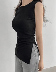 Sleeveless with floating ribbed bottom and Spandex 