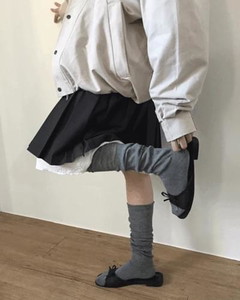 Ringkle Middle Socks *Ivory, Gray Same-day shipping available