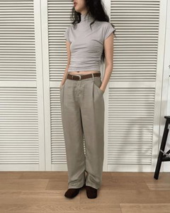 Shirring half-sleeve T-shirt *Gray available for same-day shipping