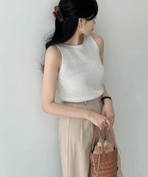 sleeveless