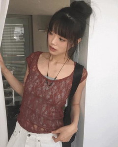 누보 시스루 레이스 반팔 티셔츠