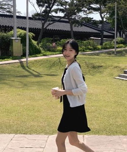 シンプルニットカーディガン