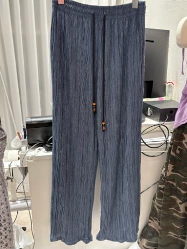 Wood pleated pants