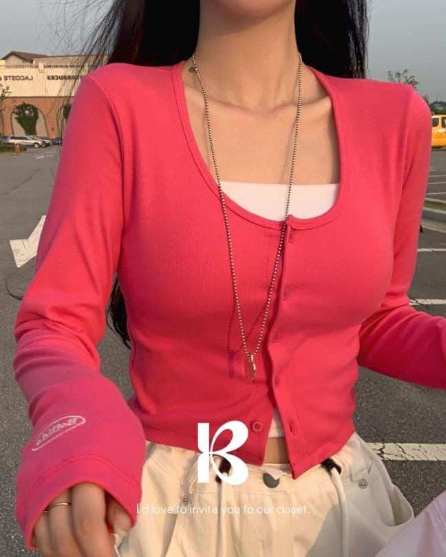 Melting Uniqlo Golji Crop Cardigan